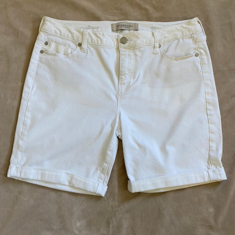 Crisp White Bermuda Shorts...to big for me